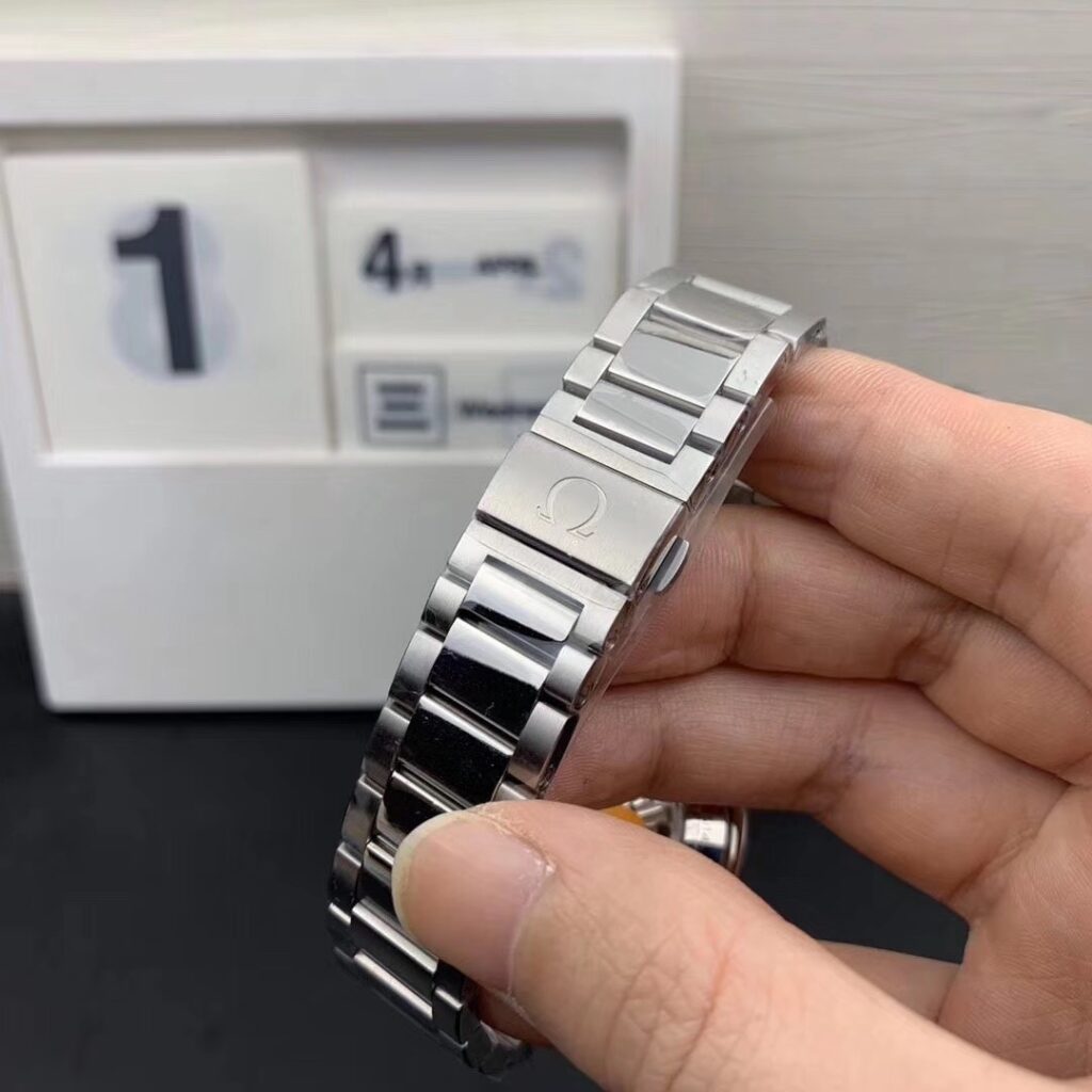i1585736107 7458 5.jpg